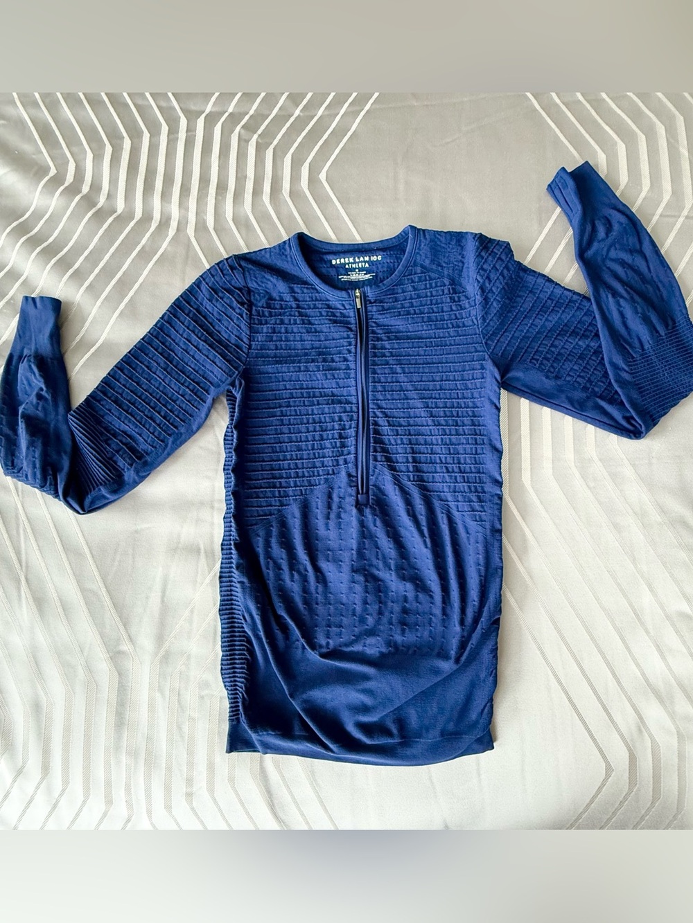 EUC Derek Lam 10C Athleta Women’s Blue Pullover Top ~ Long Sleeve 1/2 Zip ~ M
